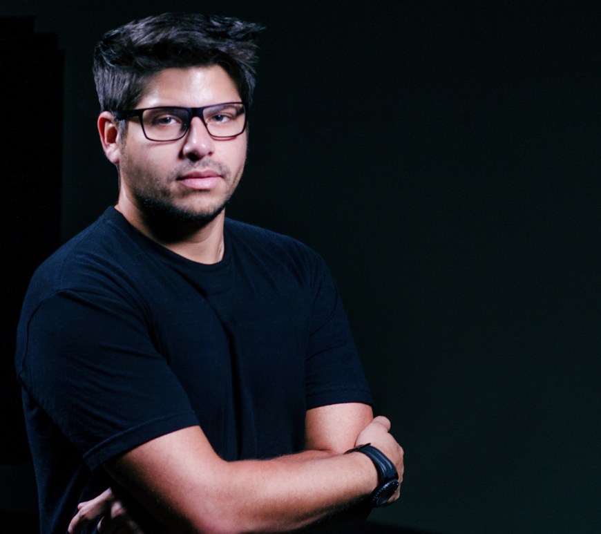 Alex Kinter poolside director