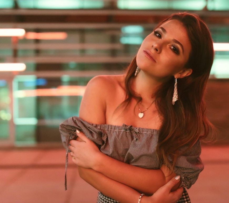 VENTS MAGAZINE Katharina Boger singer usa