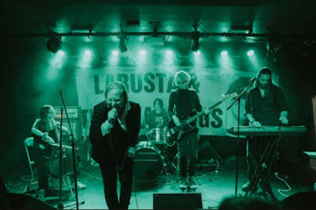 Larusta musician